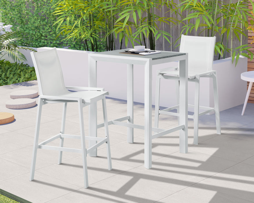 Nizuc White Mesh Waterproof Fabric Outdoor Patio Aluminum Mesh Barstool