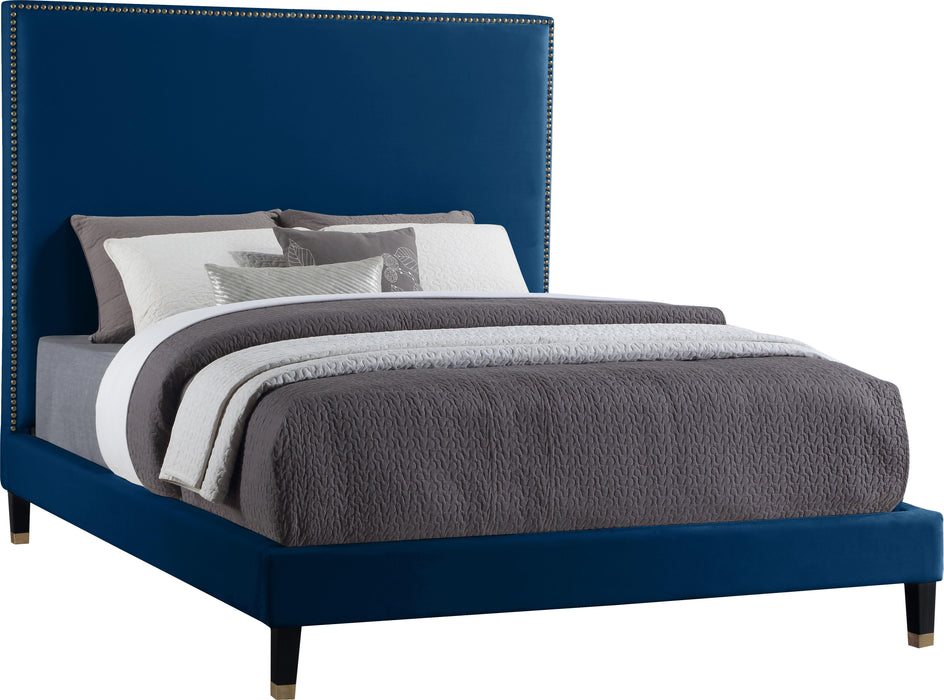 Harlie Navy Velvet Full Bed image